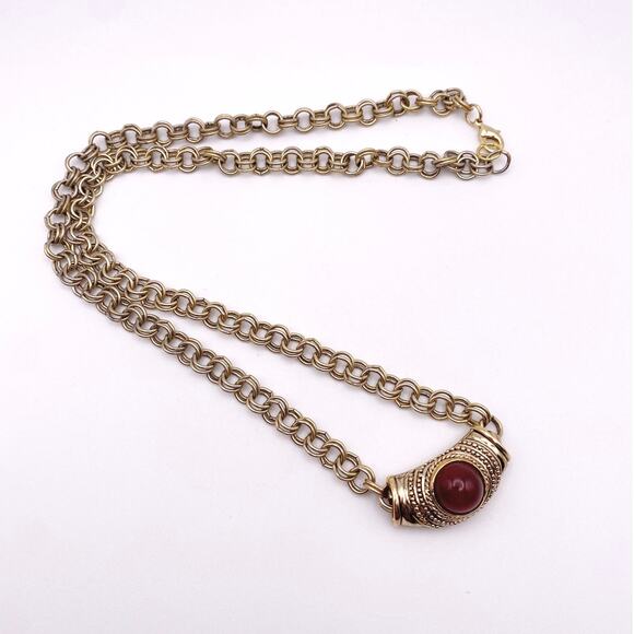 Roman Signed Vintage Pendant With Carnelian Stone and Long Gold Tone Necklace - Picture 5 of 6